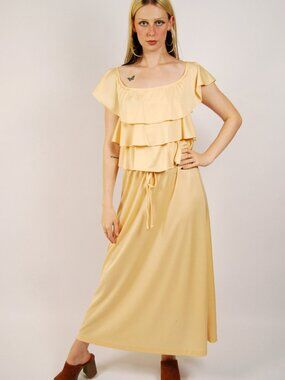 60s Ruffle Maxi Dress (M) Vicky Vaugn medium peach vintage tall coquette host